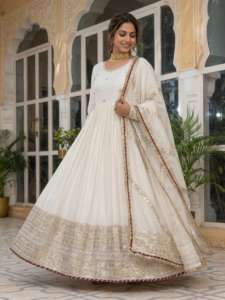 Vestido Anarkali de Seda Chinon de Alta Calidad con Bordado de Lentejuelas y Codding para Bodas, Vestidos Anarkali Pakistaníes - Product Image 5