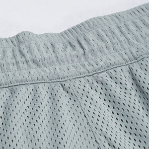 Pantalones cortos de gimnasio para hombre con logotipo personalizado, pantalones cortos de malla en blanco con tarifa de venta completa, pantalones cortos para hombre a la venta 2024 en stock - Product Image 4
