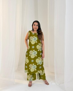 Trendy Handmade Vatican Discharge Print <b>Kurti</b> With Comfortable Ethnic Wear for Office Bulk Supply with Competitive Export Price - Product Image 1