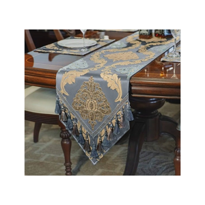 Camino de Mesa Festivo, Artesanal, 100% Algodón, con Volantes, Color Beige, 280 GSM, Tejido Jacquard, Duradero, Lavable, Certificado GOTS, OEM ODM - Product Image 5