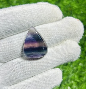 หินอัญมณีทรงหลวมฟลูออไรต์สีรุ้งธรรมชาติเกรด AAA รูปร่างผสมออกแบบได้เองขายส่งจำนวนมากสำหรับการทำเครื่องประดับ - Product Image 3