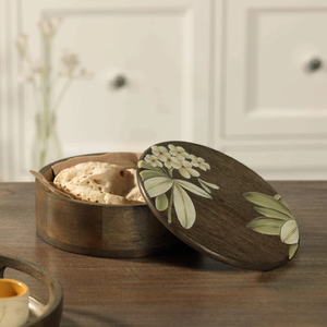 Elegante caja de madera de teca Roti con pinzas hecha de utensilios de cocina de forma redonda de alta calidad Chapati Box con una tapa desmontable - Product Image 1