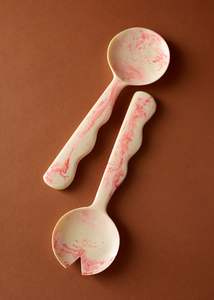 Ensemble de cuillère et de fourchette à salade en résine élégante, fabriquée à la main, ustensiles de table de luxe pour les fêtes, avec un long manche, design moderne et écologique - Product Image 2