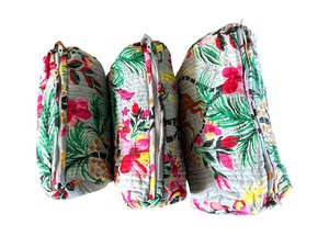 Ensemble de 3 trousses de toilette matelassées en coton vintage écologiques, imprimé en blocs, taille moyenne, durables, avec fermeture éclair et résistantes à l'eau - Product Image 6