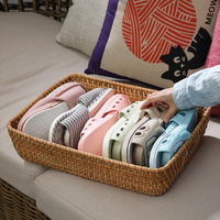 Panier de rangement tressé moderne avec poignée en jacinthe d'eau, organisateur en osier gain de place pour salle de bain et cuisine