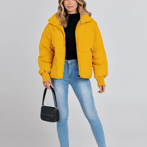 Chaqueta acolchada de poliéster de calidad cálida para mujer, chaquetas de burbujas con estampado de logotipo personalizado a la moda con chaqueta acolchada a granel - Product Image 1