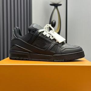 शीर्ष रैंकिंग वाली काउहिड साइड हैंडबैग मैन ब्रांडेड अंडरआर्म मेन 'ई मैसेंजर बैग' पुरुषों की थैलियों से प्रेरित - Product Image 5