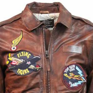 Veste de vol en cuir de style vintage pour homme avec doublure matelassée et construction durable-parfaite pour un usage quotidien - Product Image 6