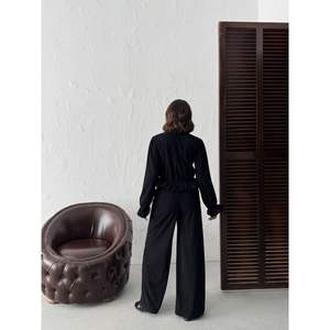 Blusas de Pana para Mujer Topshow, Colección de Camisas Elegantes al por Mayor - Product Image 1