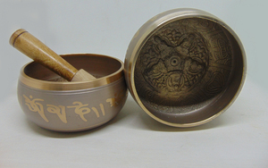 Nueva colección Artesanías de metal Venta alta Venta al por mayor Cuenco para cantar Yoga Meditación Chakra Curación Terapia de sonido-¡Buen precio! - Product Image 4