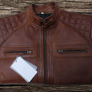 Chaqueta de Cuero Personalizada de Alta Calidad para Hombre, con Cuello Alto y Diseño Frontal Hecho a Mano - Product Image 5