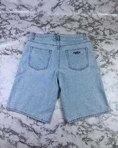 กางเกงยีนส์ขาสั้นทรงหลวมแบบมีซิปสำหรับผู้ชาย ผ้าเดนิมเนื้อหนัก 100% ผ้าฝ้าย - Product Image 4