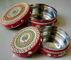 "Elegant Sindoor <b>Box</b> for Women Perfect for traditional occasions, handcrafted with intricate detailing, and a must-have - Product Image 6