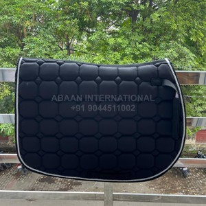 Tapis de selle en coton respirant avec coussin d'équitation polyvalent à coutures matelassées | Toutes les tailles | Fourniture en gros fabriquée en Inde - Product Image 2