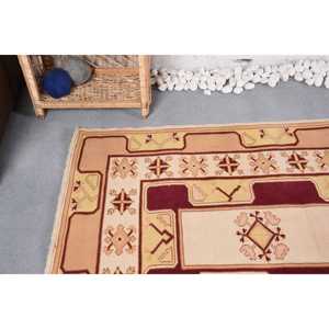 พรมตุรกี ขนาด 4x6.5 ฟุต พรมวินเทจ สีเบจแดงลายดอกไม้ ทำจากขนสัตว์ - Product Image 5