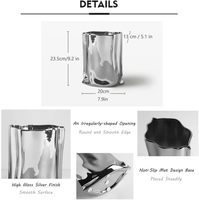 Élégant vase à fleurs en métal de luxe finition lisse décor de table parfait pour la décoration de la maison prix abordable fabriqué en inde