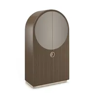 Luxe Urbain Sans Effort : Découvrez la Tonalité Caramel Chaleureuse et le Design Fluide de Cette Armoire Moderne