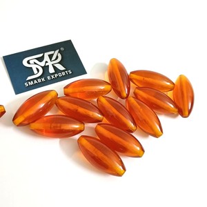 Perles en résine ovale orange ambre faites à la main finition lisse bijoux artisanat perles pour colliers à faire soi-même bracelets et accessoires créatifs - Product Image 1