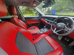 Alfa Romeo Stelvio 2019 T Nero Edizione occasion 2022-2.0 blanc conduite à droite automatique cuir sièges RWD Wagon - Product Image 5