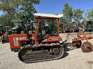 Maquinaria de tractor Fiat crawler 60-75 usada - Product Image 3