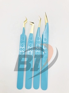 Pinzas de pestañas de acero sostenibles profesionales al por mayor herramienta de extensión de pestañas con punta de espejo y estampado de corazón - Product Image 3