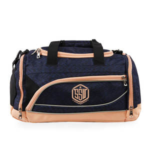 Sacs de sport au design dernier cri, qualité supérieure, sacs de sport pour joueurs d'équipe, sacs de sport légers sur mesure en vente - Product Image 1