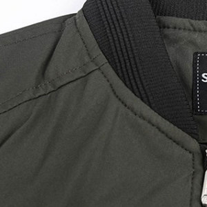 Blouson Bomber en Gros Hiver Toile Nylon Grande Taille pour Hommes avec Logo Personnalisé - Product Image 5