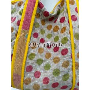 Femmes élégant Kantha matelassé coton fourre-tout sac à bandoulière Floral pliant Design Logo personnalisé à la mode usage quotidien en gros - Product Image 4