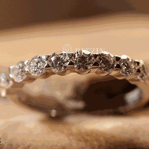 Anillo de boda de media eternidad con diamantes de corte redondo para mujer - Product Image 2