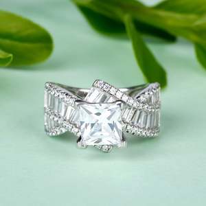 Jeulia Vintage Princess Cut Sterling Silver <b>Ring</b> with <b>Turquoise</b> Zircon-Rhodium Plated Fine Jewelry for Engagement - Product Image 5