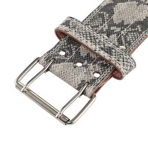 Cinturón de gimnasio de neopreno de diseño personalizado Equipo de entrenamiento de fitness personalizado OEM - Product Image 2