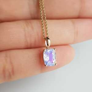 จี้เพชรพลอยแซฟไฟร์ทรงคุชชั่นทองคำแท้ 14k น้ำหนัก 1.3 กะรัต ของขวัญวันครบรอบสำหรับผู้หญิง พลอยประจำเดือนมิถุนายน สร้อยคอพลอย OEM - Product Image 1