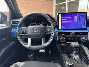 2024 L O T U S E M E Y A AWD SUV con portaequipajes de metal automático Volante izquierdo Asientos de cuero Batería de litio Drive AWD USADO - Product Image 2