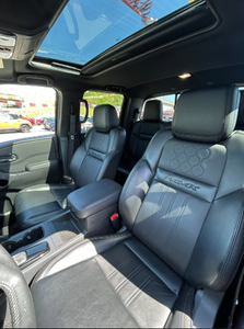 Asequible y de Buena Calidad - 2022 - Nissan - Frontier - PRO - 4X - Premium - 3.8L - V6 - 4x4 - Product Image 6