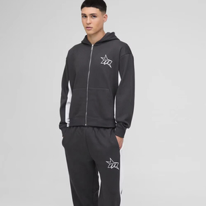 ชุดวอร์มผ้าฝ้าย2ชิ้นสำหรับผู้ชายชุดกีฬาผลิตตามสั่งแนวสตรีทและโลโก้แฟชั่นจากปากีสถาน - Product Image 1