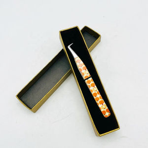 Pince à épiler d'extension de cils en acier inoxydable à poignée diamantée blanche de qualité supérieure faite à la main forte douceur solide - Product Image 1