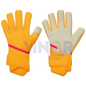 Gants de gardien de but confortables, couleur et design personnalisés, en cuir, vêtements d'entraînement de football, gants de gardien de but de football, service OEM - Product Image 1