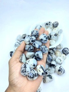 หินมูนสโตนสีรุ้งแกะสลักแบบพรีเมี่ยมสำหรับตกแต่งบ้านงานหัตถกรรมคริสตัลจากธรรมชาติ - Product Image 4