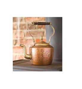 Bouilloire décorative en cuivre vintage avec extérieur rustique et profil robuste conçue pour un affichage confortable à la maison ou une utilisation utilitaire - Product Image 1