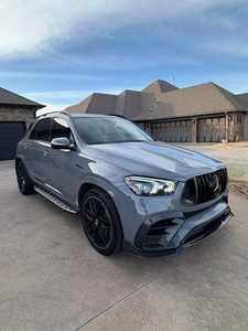 Ya Disponible: SUV GLE 63S 2025 de Lujo y Alto Rendimiento, Motor V8 de 4.0L, Alta Potencia, Tracción en las Cuatro Ruedas, Interior Premium - Product Image 2