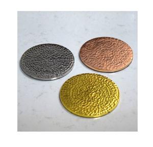 Posavasos decorativos de cobre y metal para el hogar, almohadillas de mesa de escritorio de nogal, artículos ingeniosos a la venta para diseño de interiores - Product Image 4