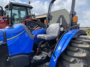 รถแทรกเตอร์นิวฮอลแลนด์เวิร์คมาสเตอร์ 60 ปี 2023 ใหม่ และรถแทรกเตอร์นิวฮอลแลนด์ขนาดกะทัดรัดสำหรับการเกษตร ราคาไม่แพง - Product Image 3