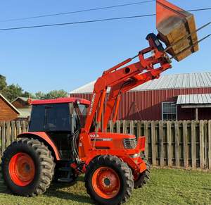 Utilisé pour le tracteur à roues Kubota Compact 4WD avec moteur et composants de base de la boîte de vitesses - Product Image 4