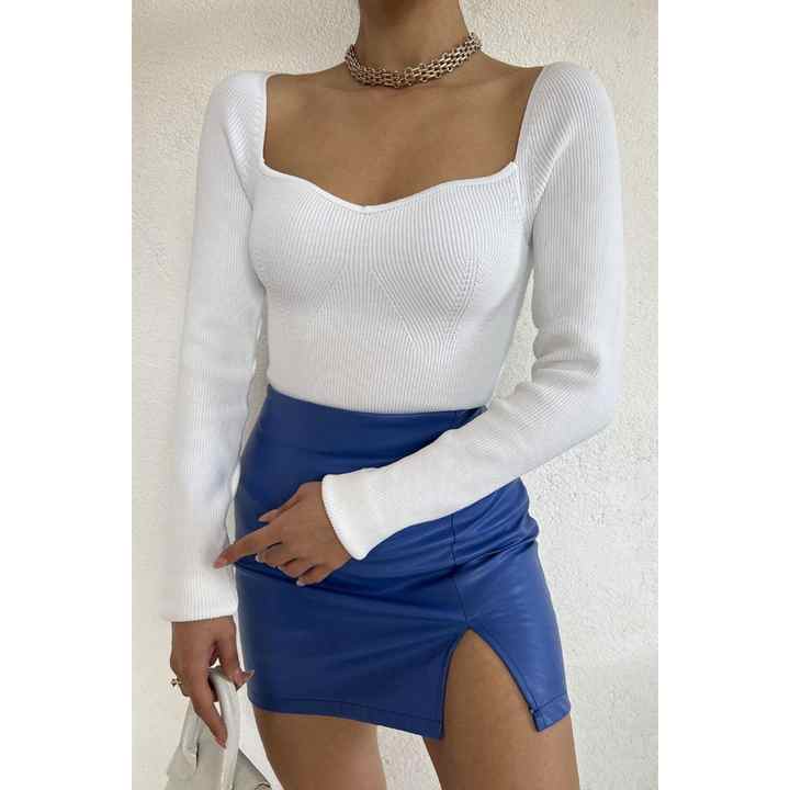 Women's White Sweetheart Neck Knitwear Blouse