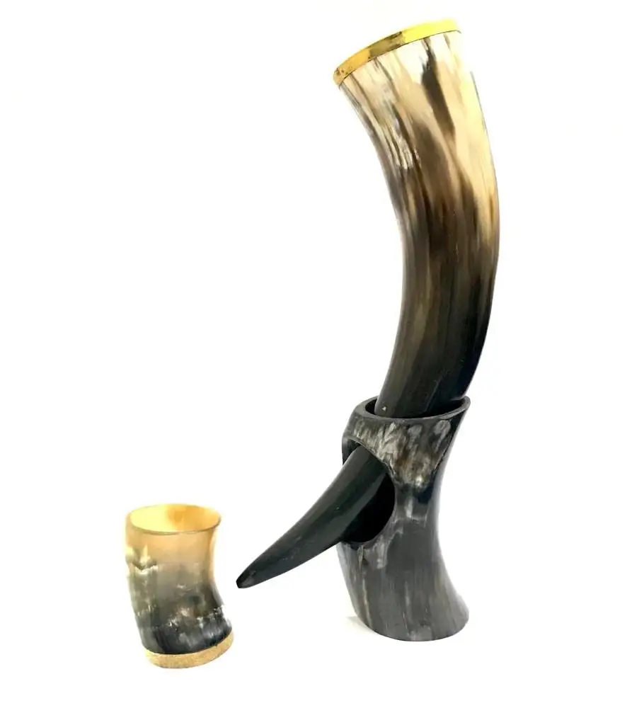 Buzina Viking para bebidas, vinho e cerveja, de qualidade de exportação, suporte de ferro preto para bebidas, utensílios para bebidas