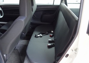 รถยนต์โตโยต้า ซูคเซส วากอน แวน ปี 2018 มือสอง พวงมาลัยขวา เบาะผ้า ภายในสีเข้ม เกียร์อัตโนมัติ เบาะหนัง ขาย - Product Image 5