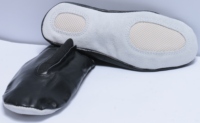 Vente directe d'usine de chaussures de gymnastique taille personnalisée chaussures de sport en cuir de vachette véritable souple conception OEM pour garçons et filles