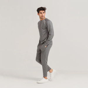 Ensemble de survêtement pour homme en blanc uni à personnaliser avec logo, été, deux pièces, survêtement pour homme de qualité supérieure - Product Image 2