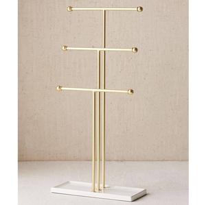 El mejor soporte de joyería de mármol, triángulo elegante, diseño minimalista, organizador de joyas, exhibición de mármol elegante, estante de joyería moderno de lujo - Product Image 3