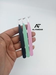 แหนบปลายไฟเบอร์สแตนเลส 90 องศา จับแน่น ทนทาน สีและโลโก้สั่งทำได้ สำหรับต่อขนตา - Product Image 2